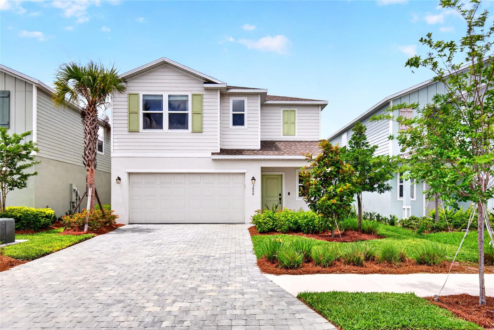 Single Family Residence in PARRISH, FL - Daniel Dourado