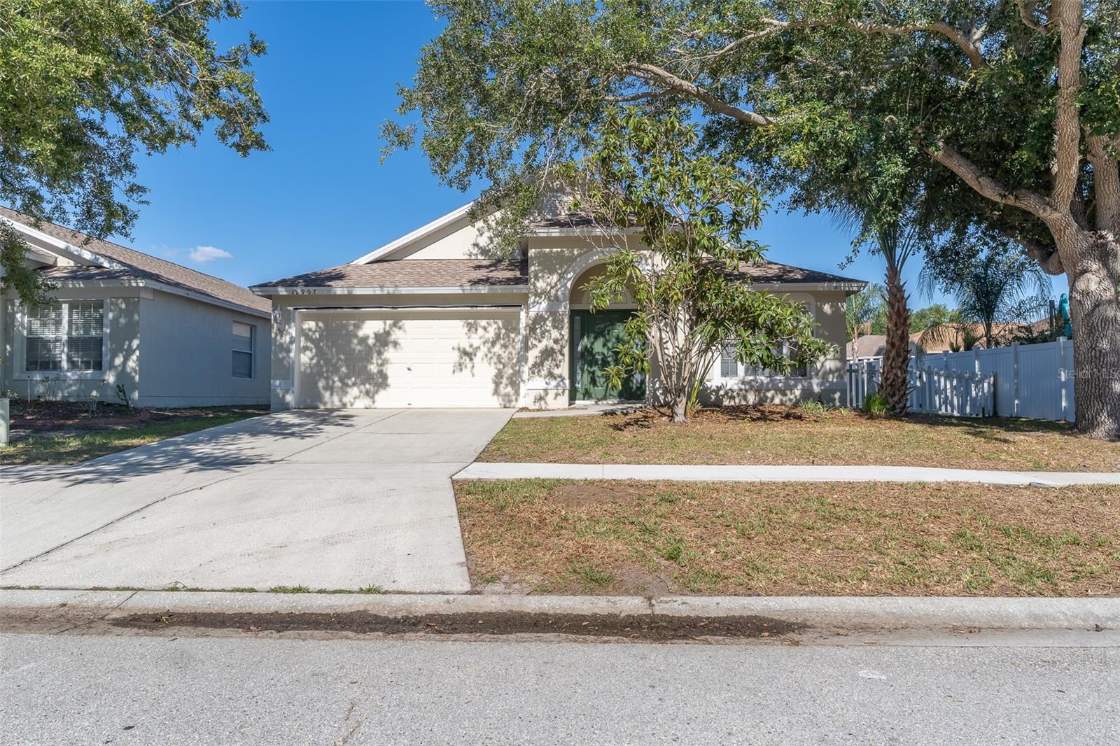 Single Family Residence em RIVERVIEW, FL - Daniel Dourado