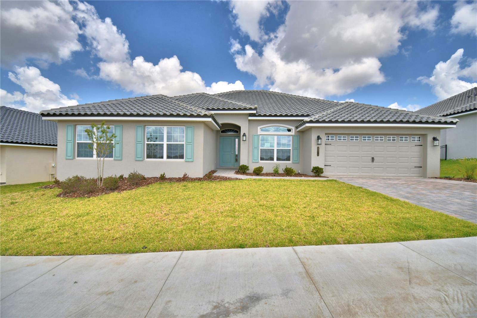Single Family Residence in AUBURNDALE, FL - Daniel Dourado