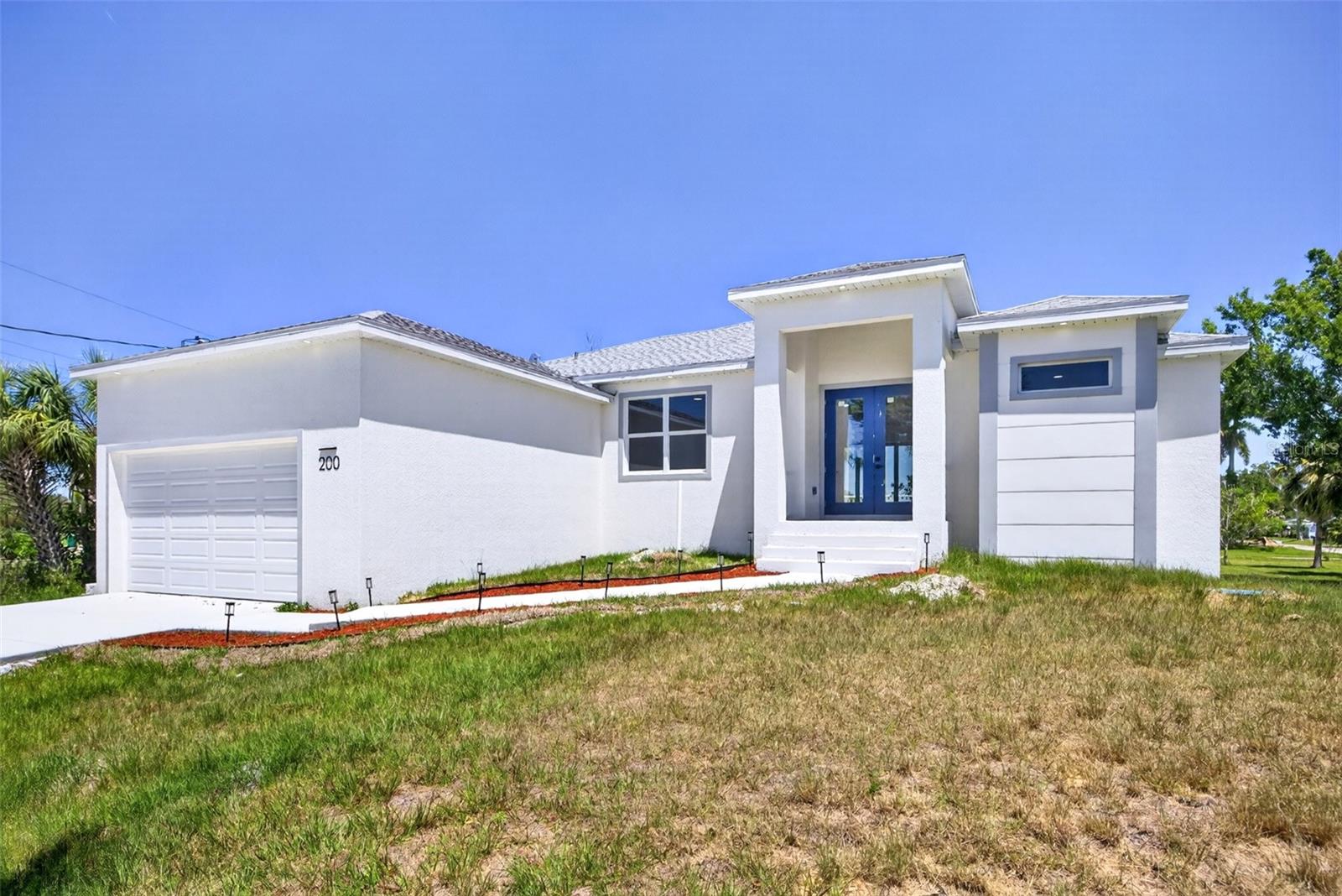 Single Family Residence in PUNTA GORDA, FL - Daniel Dourado
