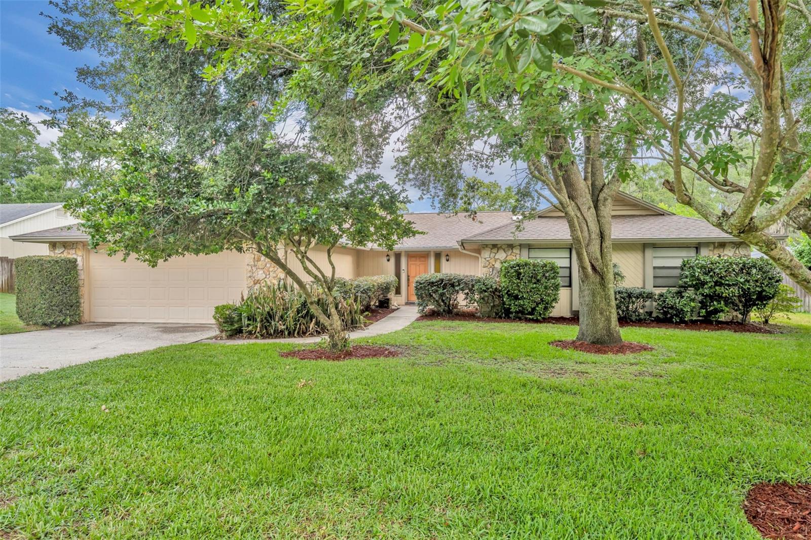Single Family Residence em APOPKA, FL - Daniel Dourado