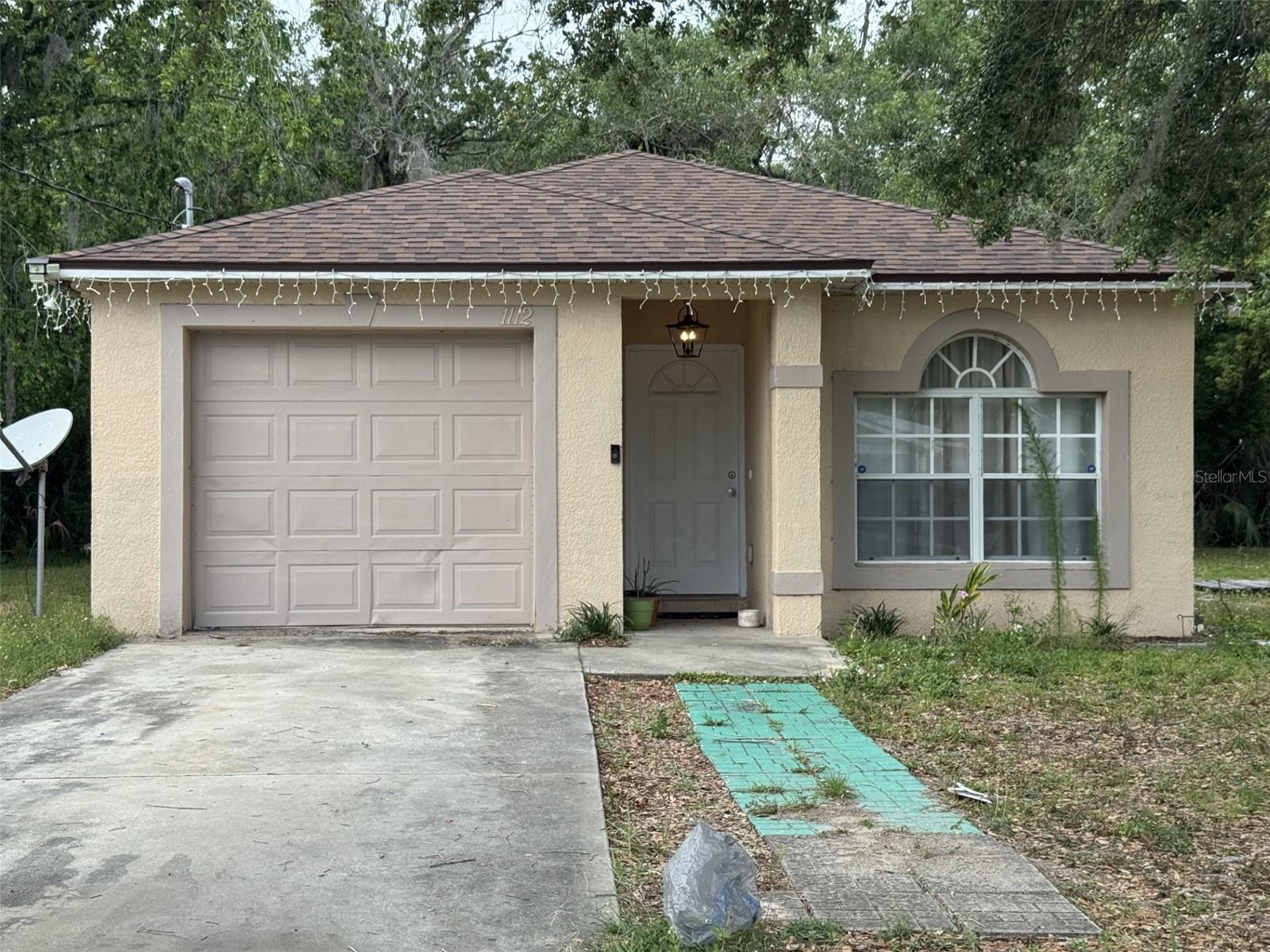 Single Family Residence in SANFORD, FL - Daniel Dourado