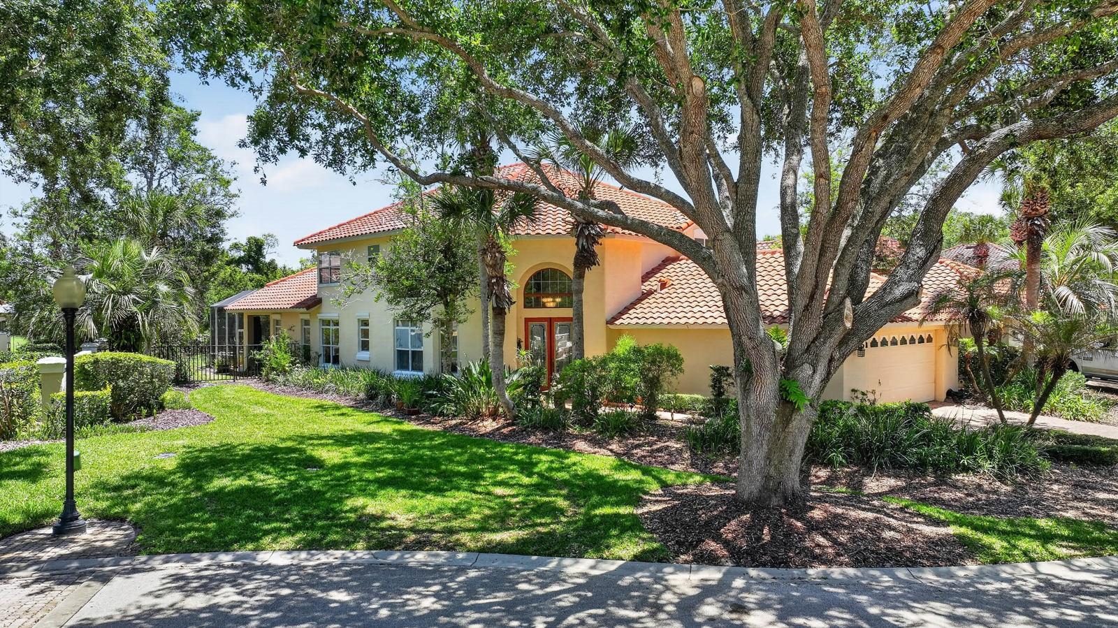 Single Family Residence in PALM COAST, FL - Daniel Dourado
