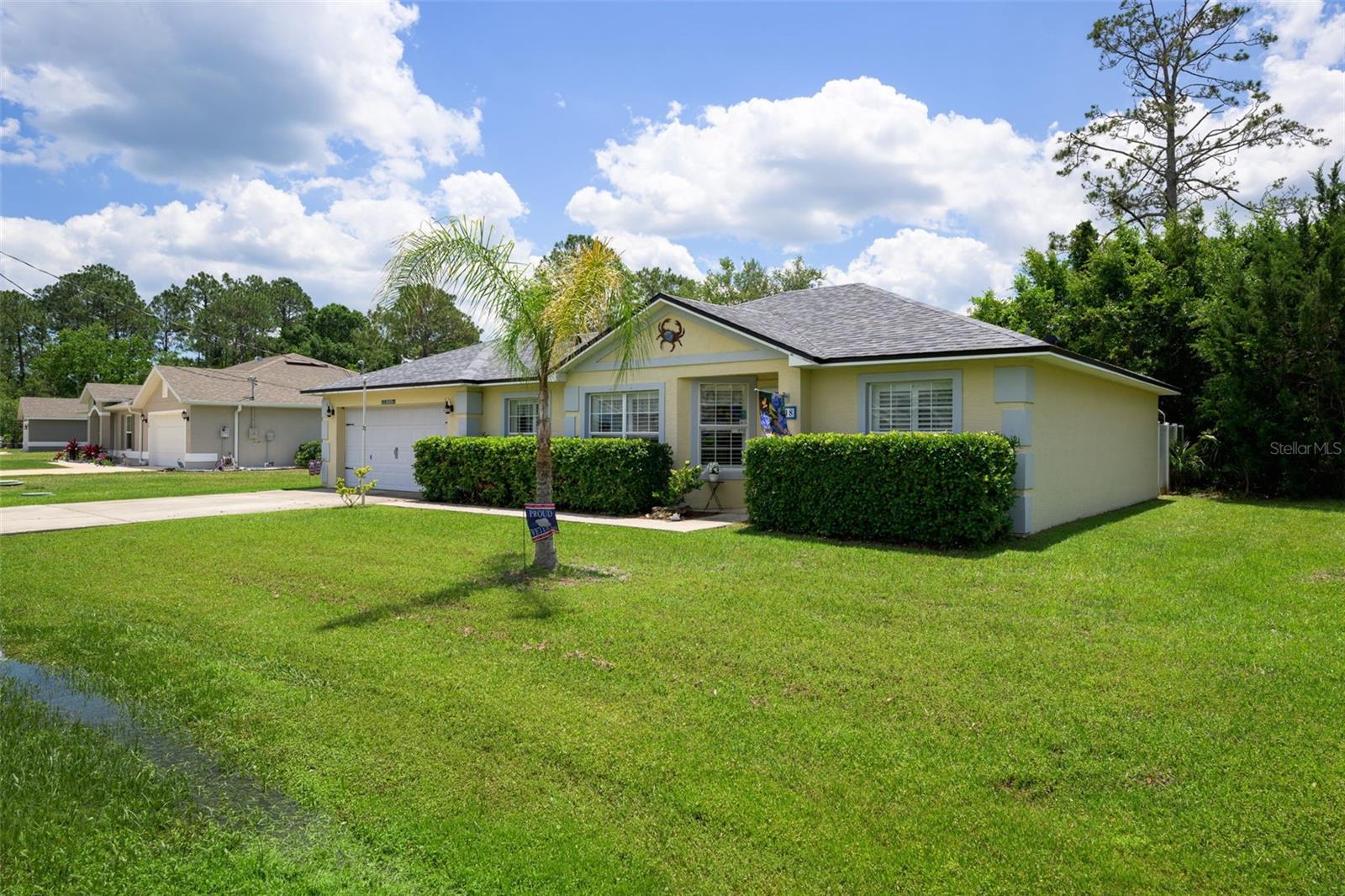 Single Family Residence in PALM COAST, FL - Daniel Dourado