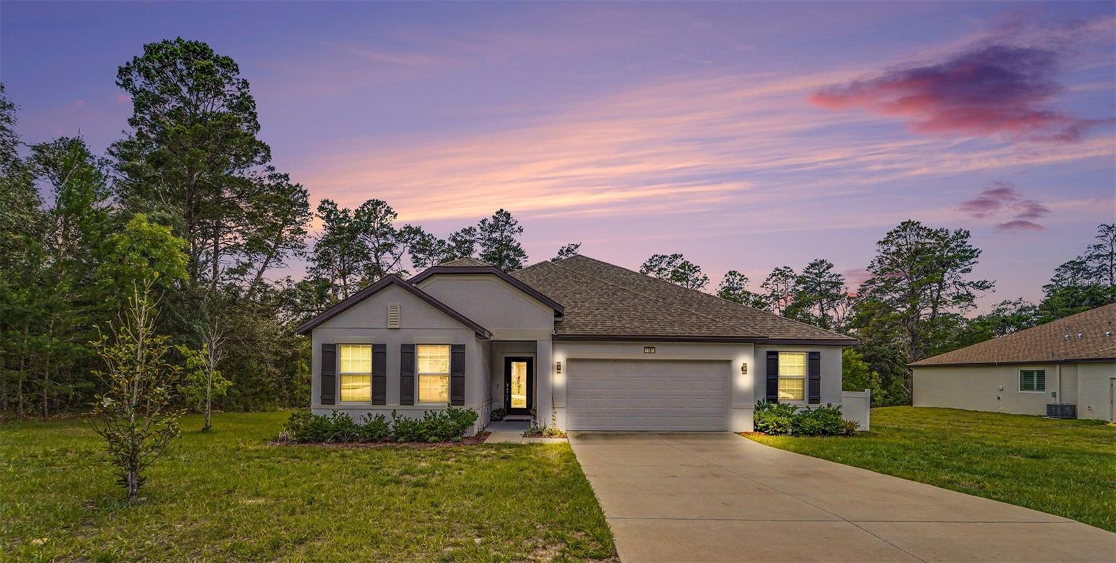 Single Family Residence in HOMOSASSA, FL - Daniel Dourado