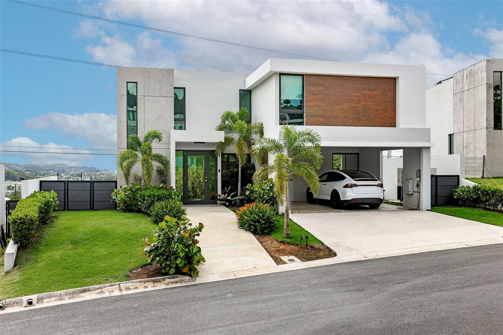Single Family Residence em GUAYNABO, PR - Daniel Dourado