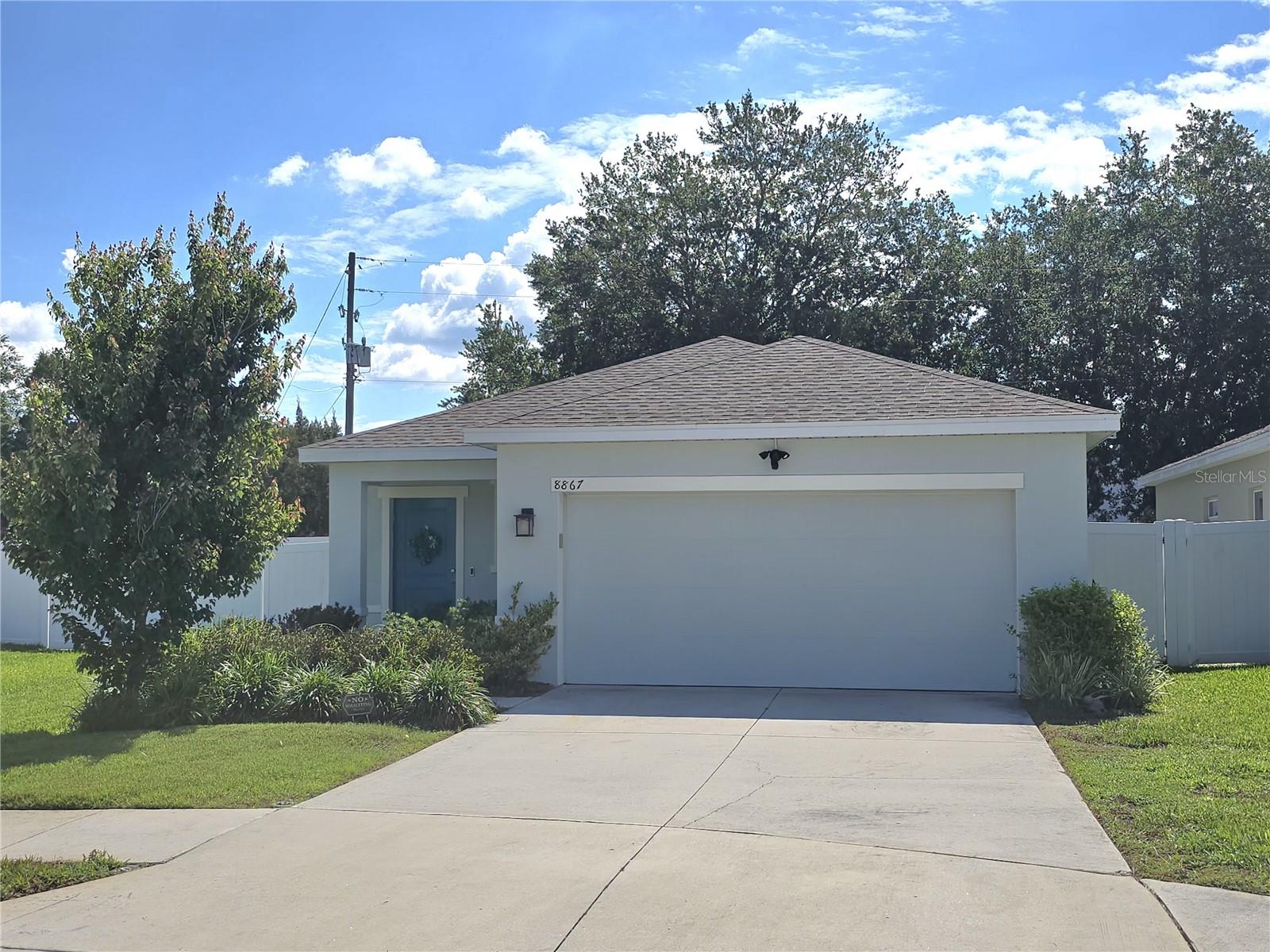 Single Family Residence in NEW PORT RICHEY, FL - Daniel Dourado