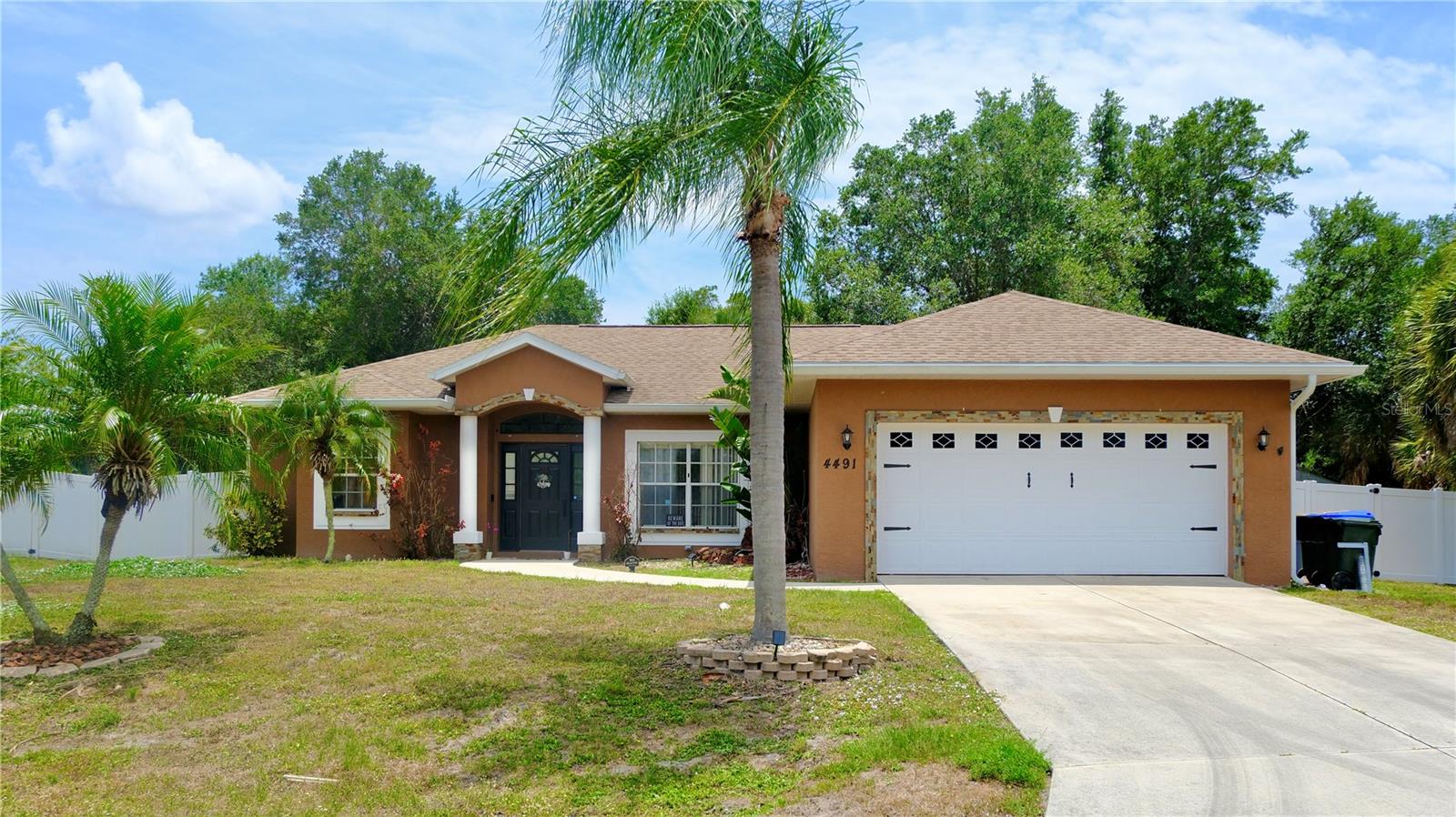 Single Family Residence in NORTH PORT, FL - Daniel Dourado