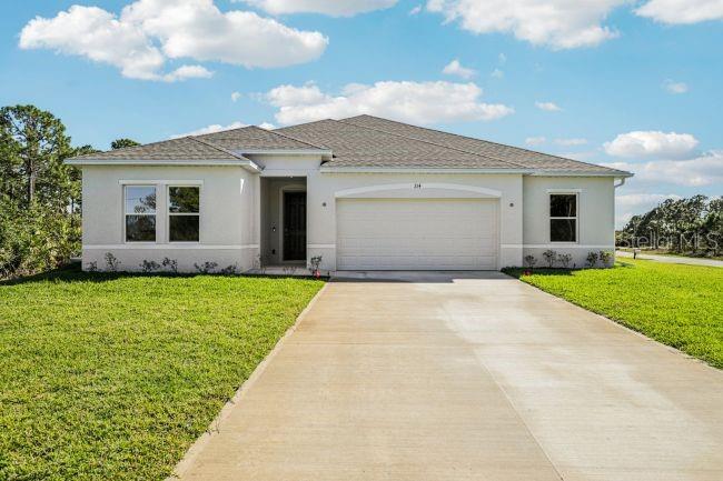 Single Family Residence in WEEKI WACHEE, FL - Daniel Dourado