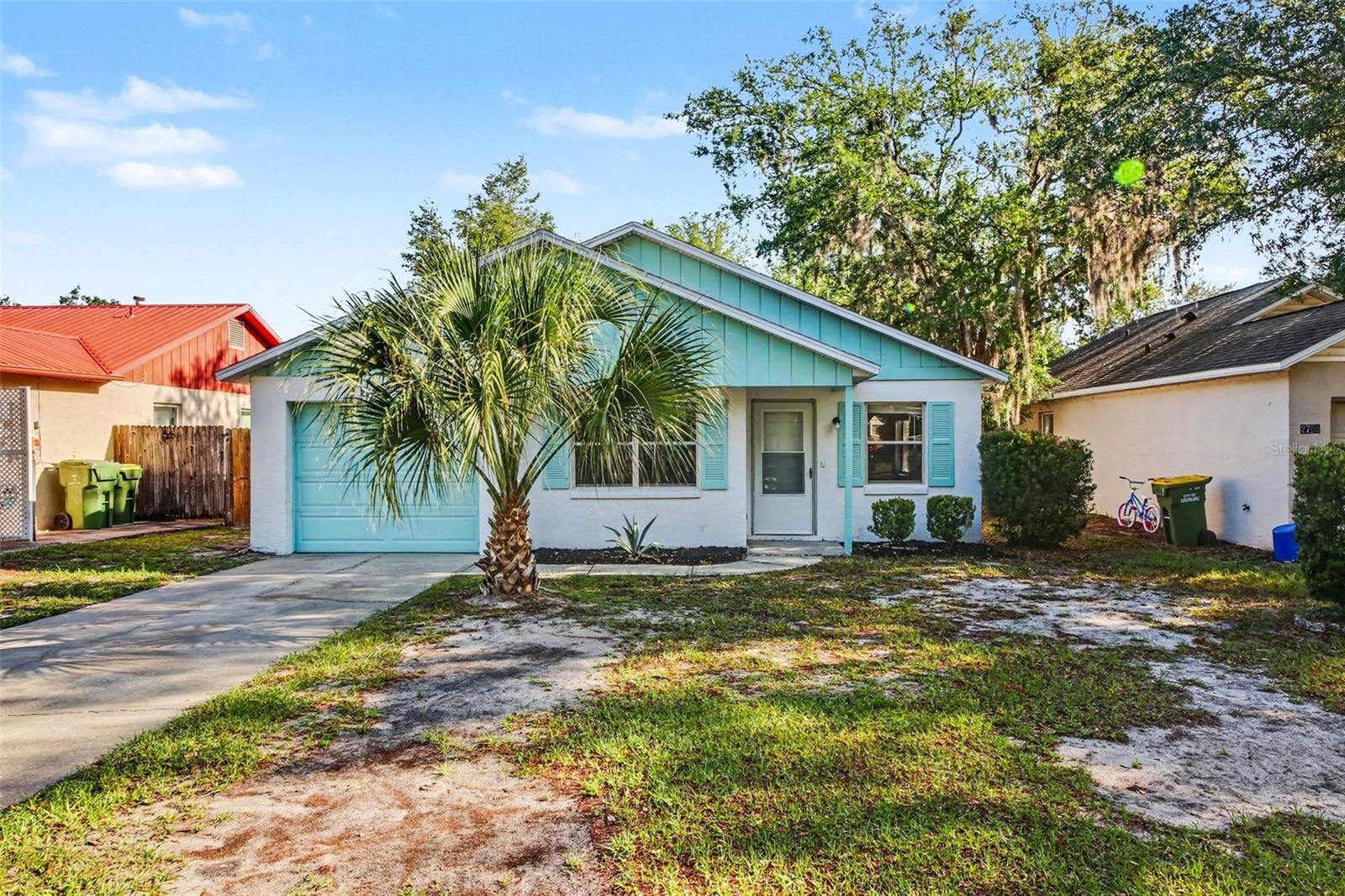 Single Family Residence in LEESBURG, FL - Daniel Dourado