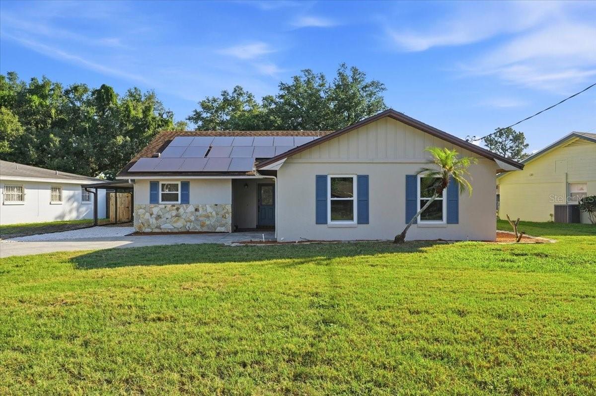 Single Family Residence in WINTER HAVEN, FL - Daniel Dourado