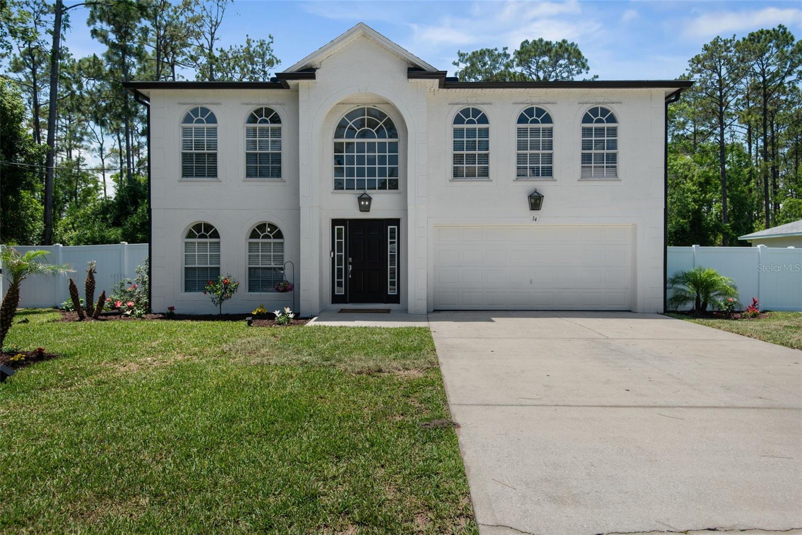 Single Family Residence in PALM COAST, FL - Daniel Dourado