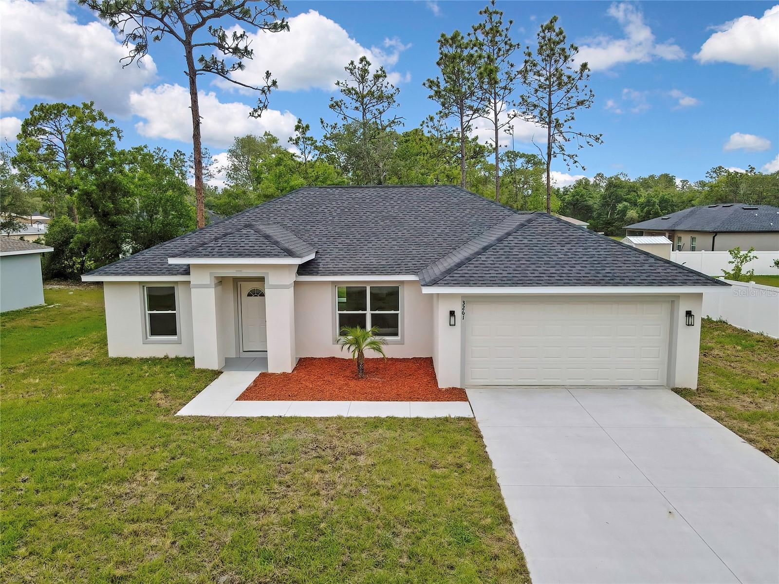 Single Family Residence em CITRUS SPRINGS, FL - Daniel Dourado