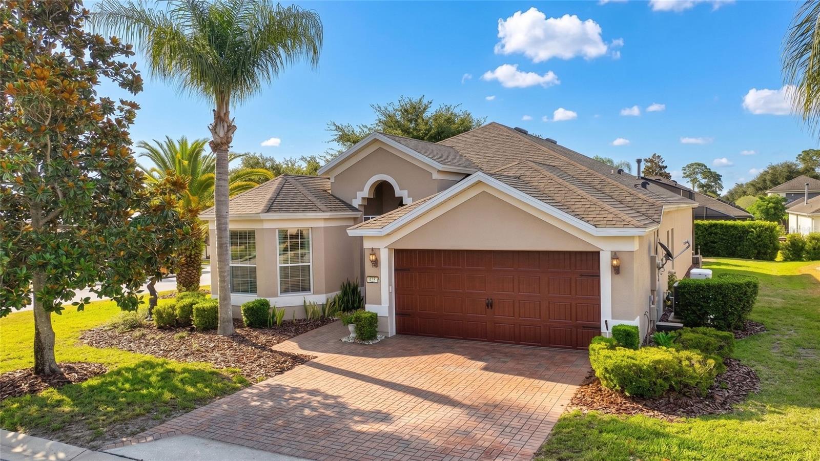 Single Family Residence em DAVENPORT, FL - Daniel Dourado