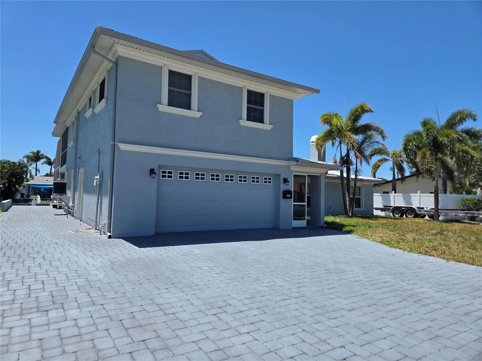 Single Family Residence em ST PETERSBURG, FL - Daniel Dourado