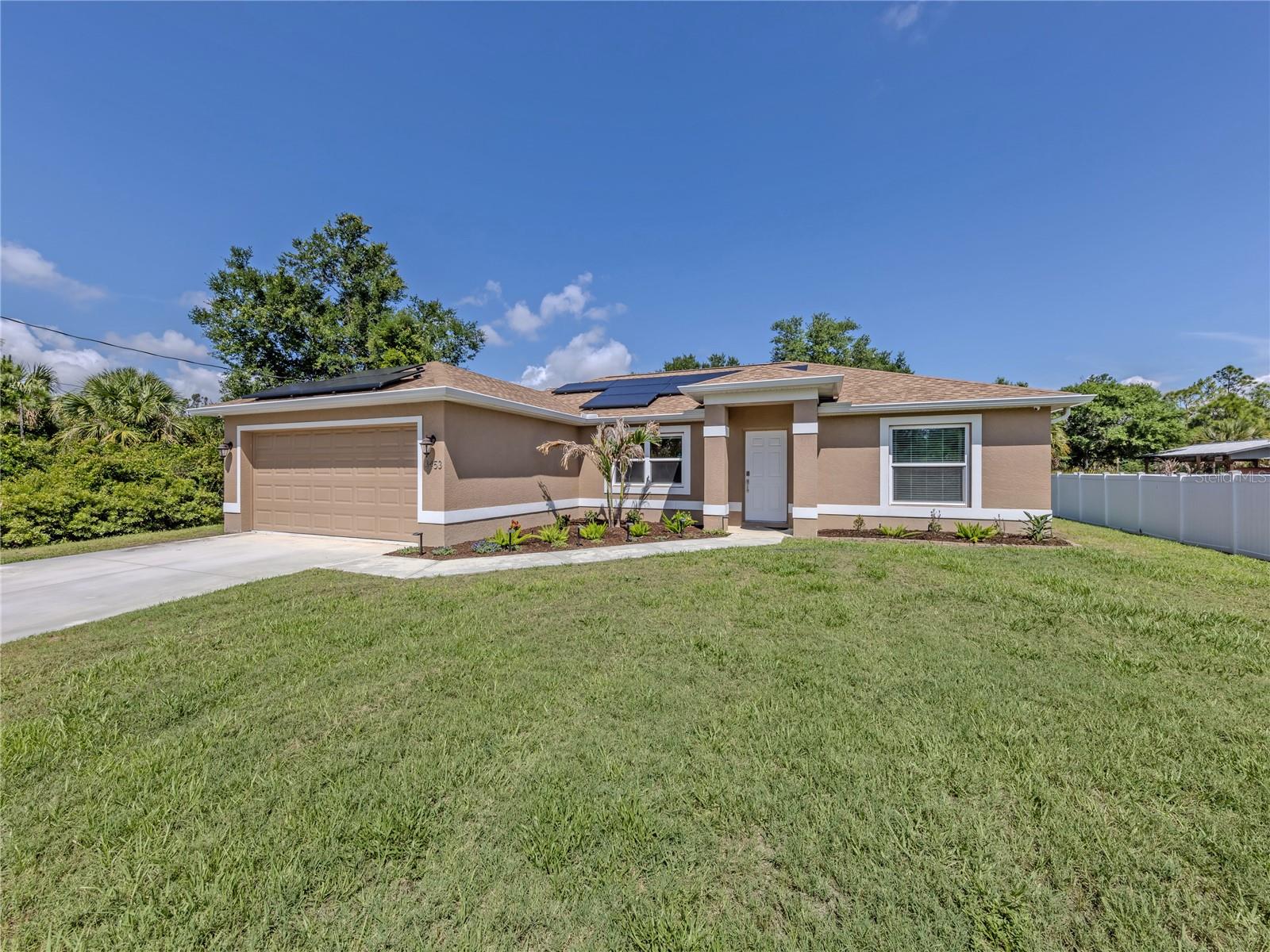 Single Family Residence in NORTH PORT, FL - Daniel Dourado