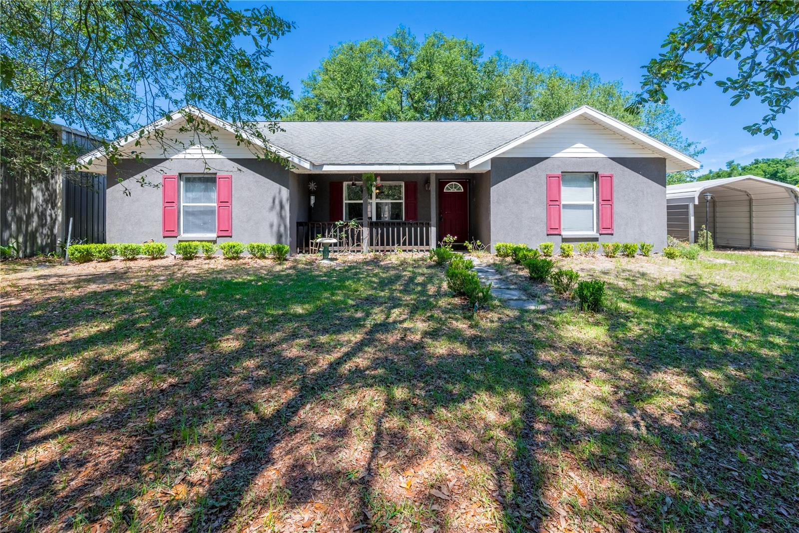 Single Family Residence em BELL, FL - Daniel Dourado