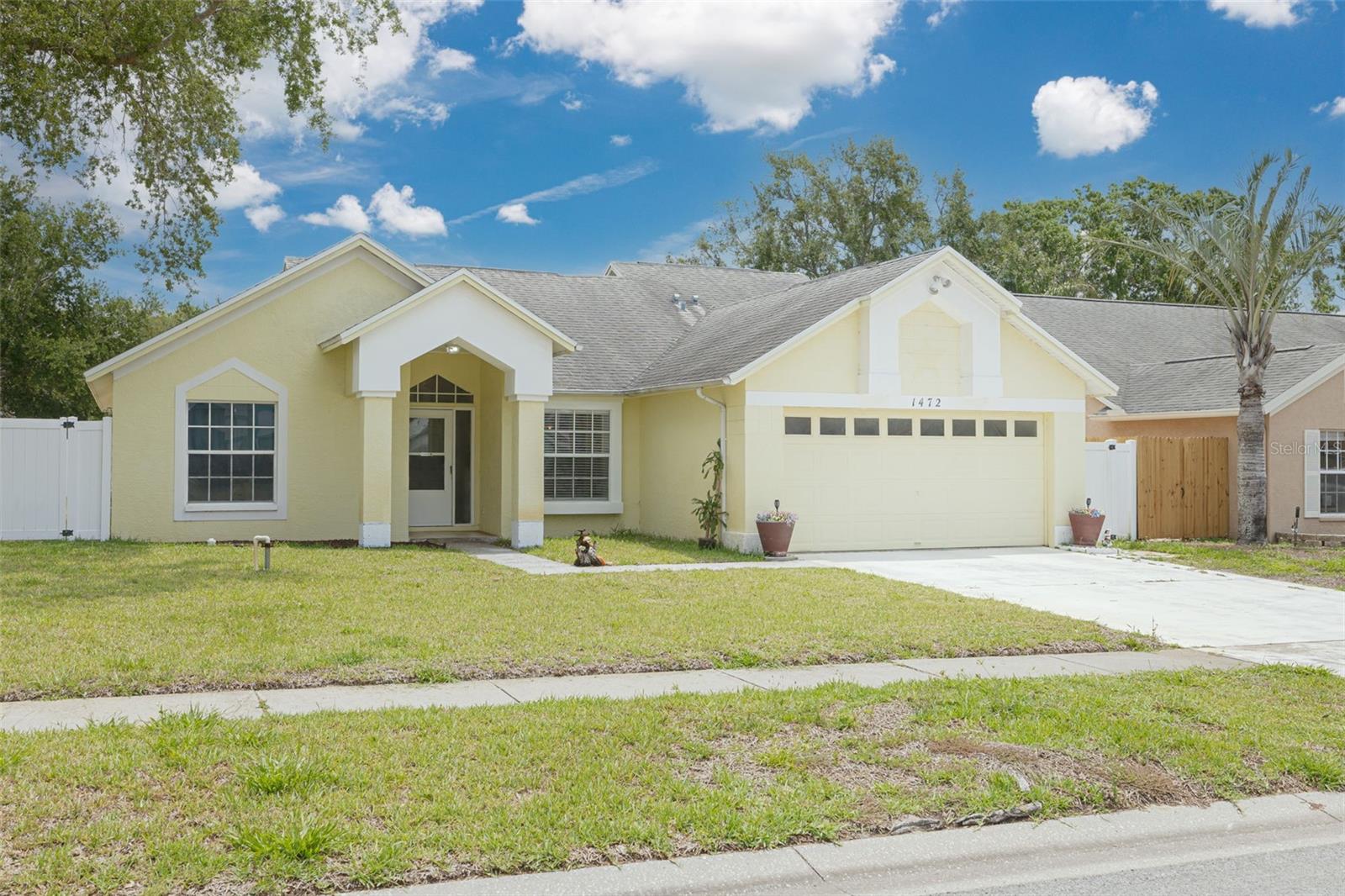Single Family Residence em TARPON SPRINGS, FL - Daniel Dourado