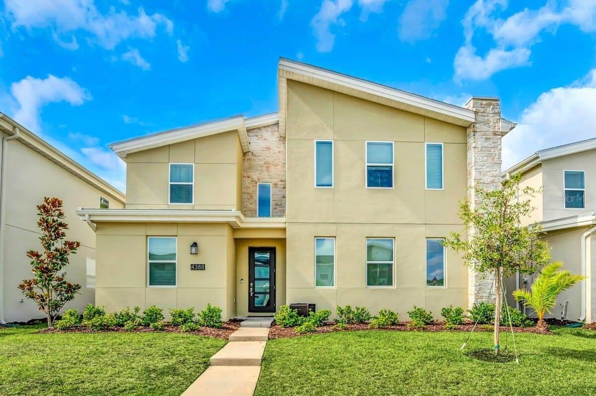 Single Family Residence em KISSIMMEE, FL - Daniel Dourado