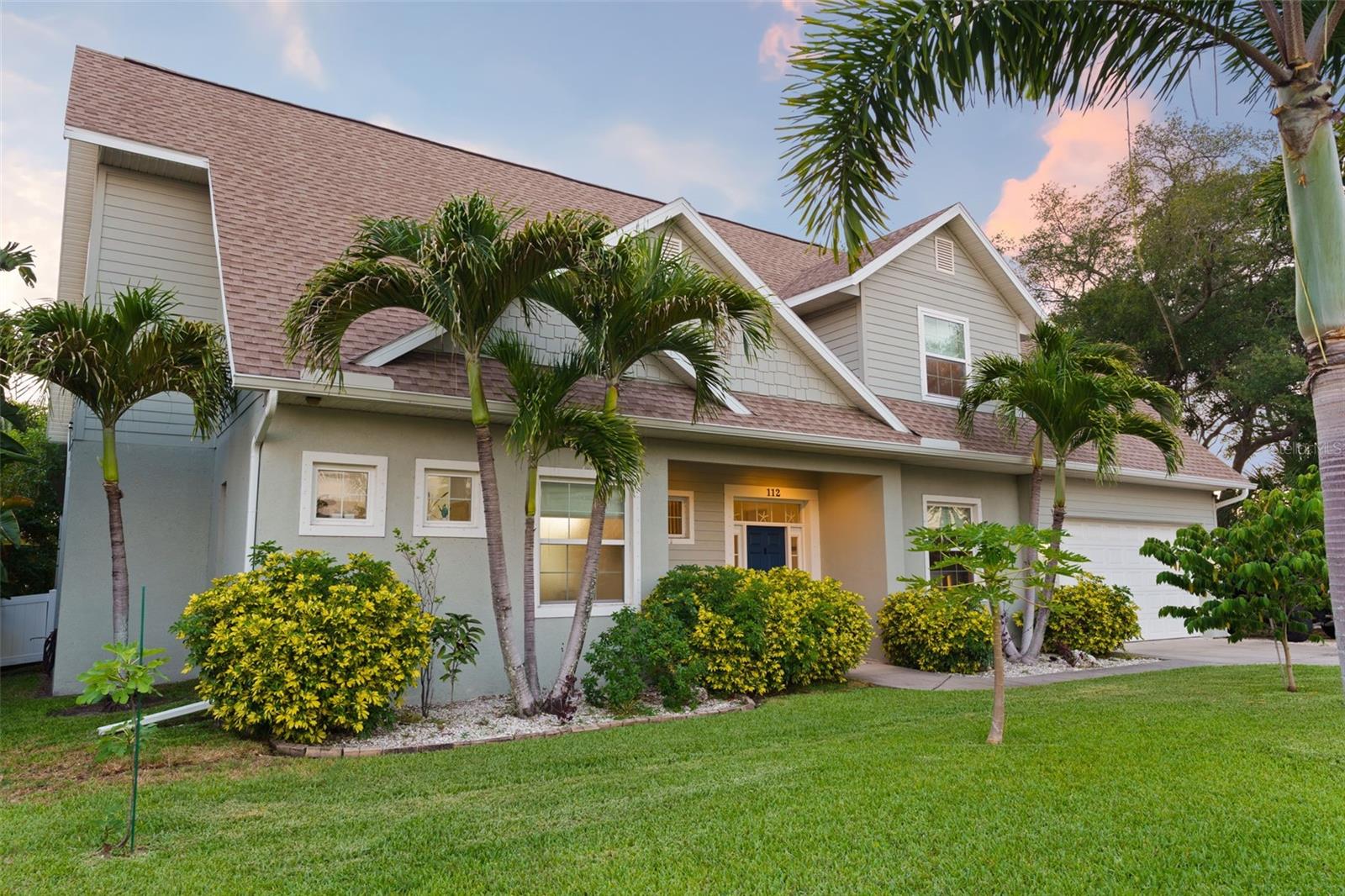 Single Family Residence em TARPON SPRINGS, FL - Daniel Dourado