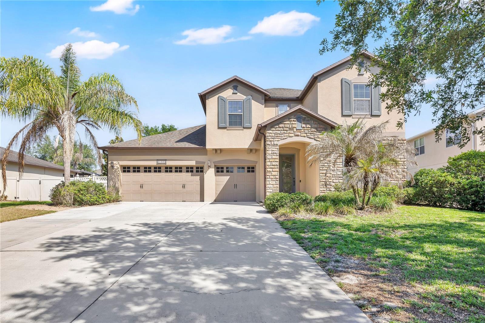 Single Family Residence em MOUNT DORA, FL - Daniel Dourado