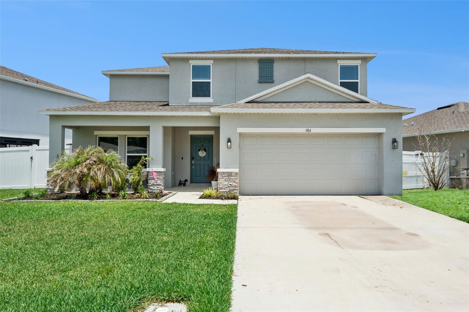 Single Family Residence in ST CLOUD, FL - Daniel Dourado