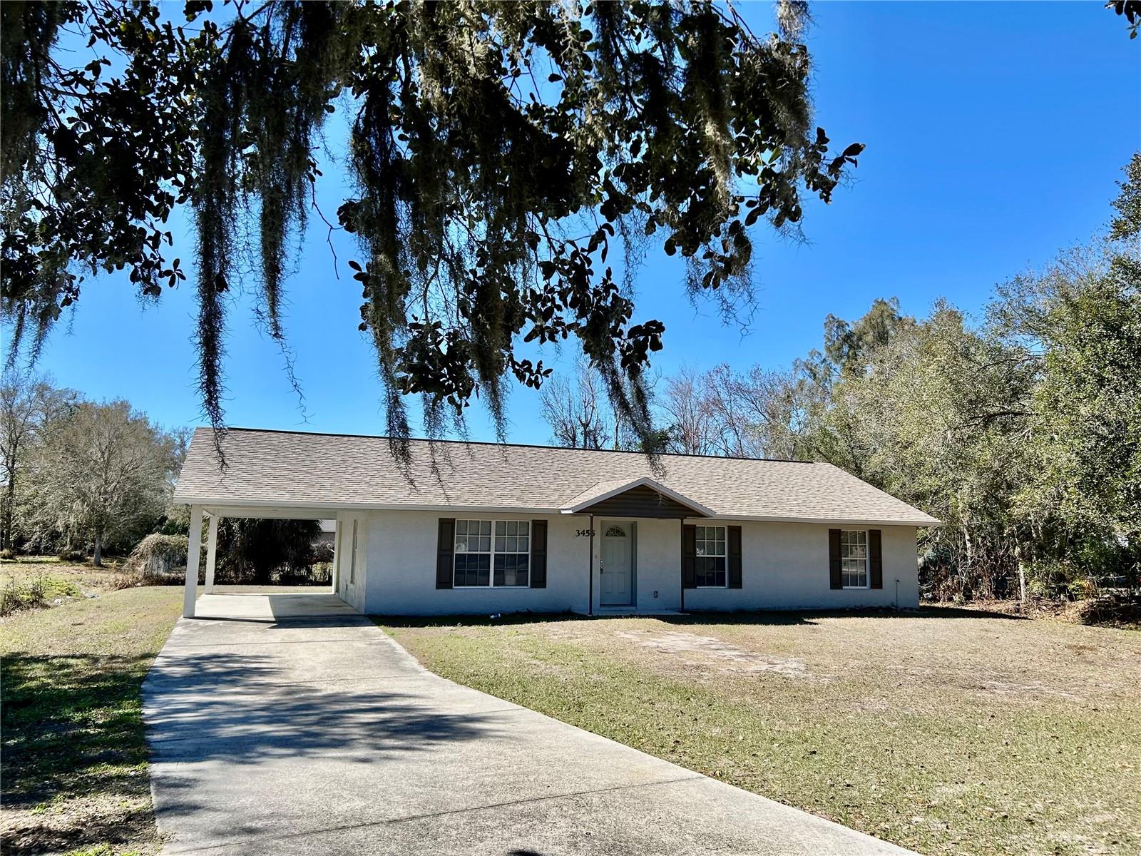 Single Family Residence in ZOLFO SPRINGS, FL - Daniel Dourado