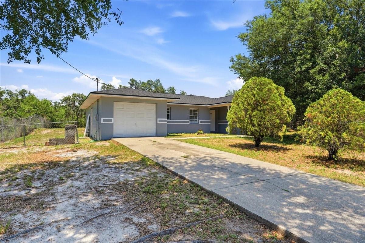 Single Family Residence in WINTER HAVEN, FL - Daniel Dourado