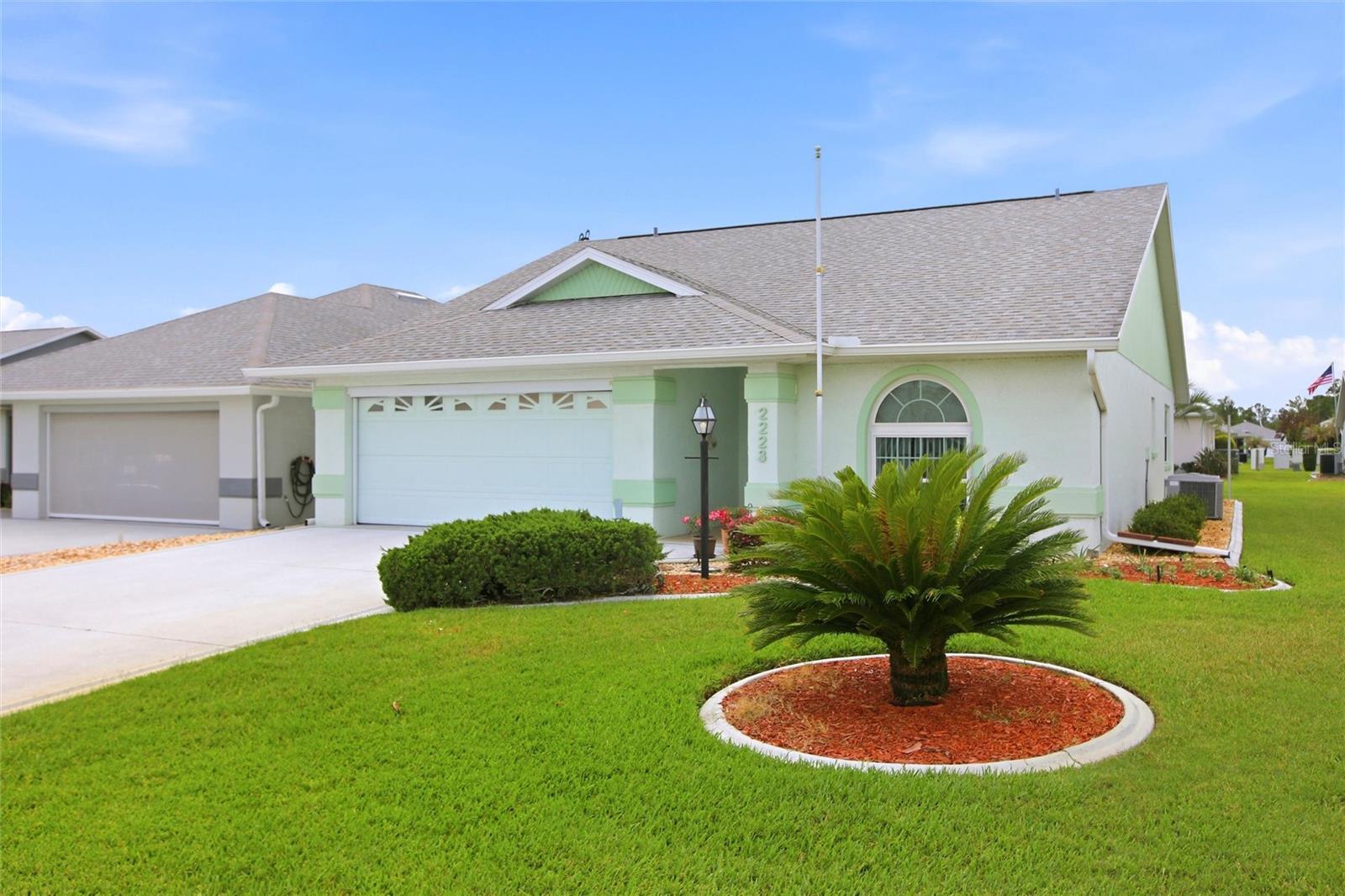 Single Family Residence in SEBRING, FL - Daniel Dourado