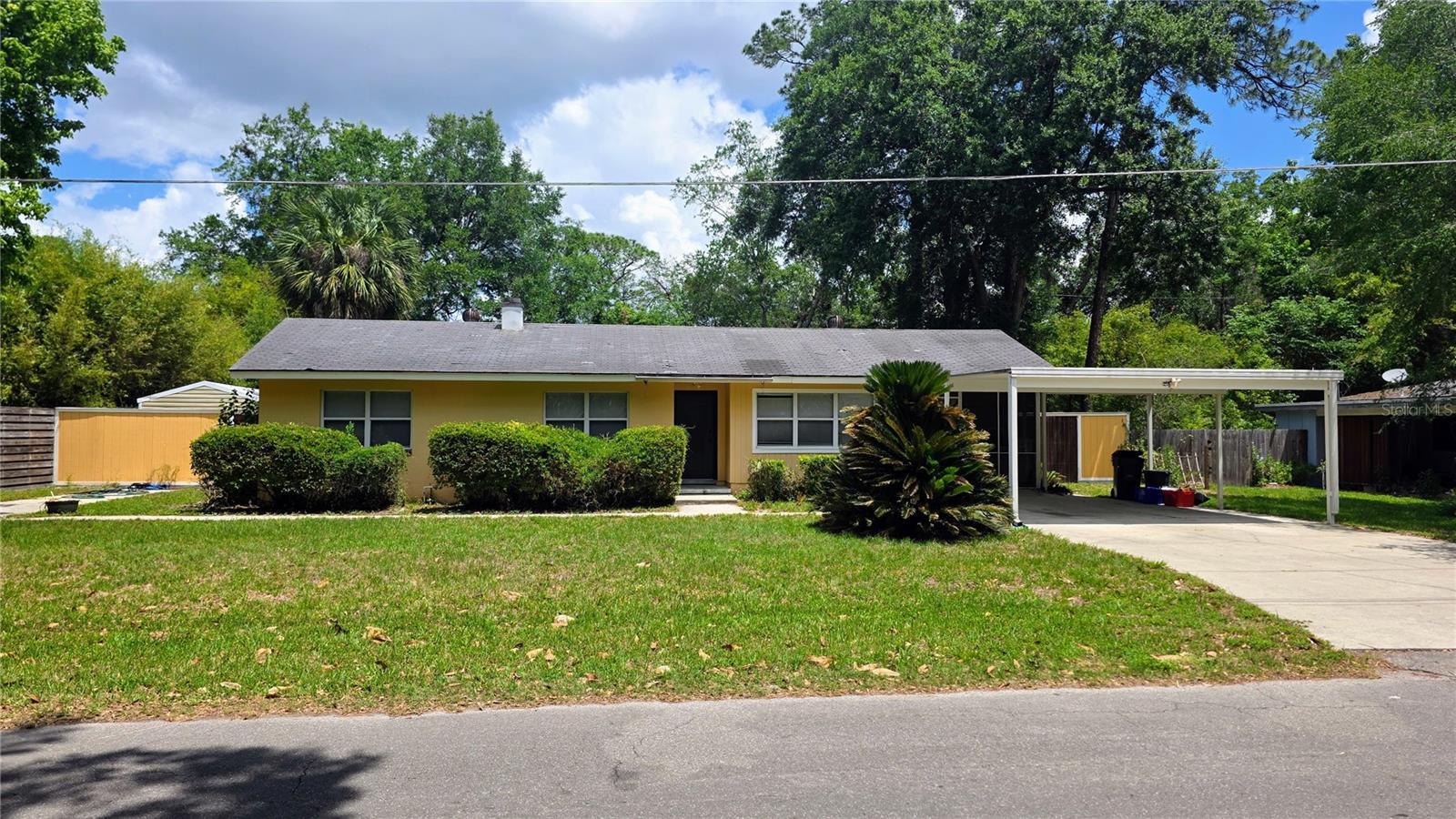 Single Family Residence em GAINESVILLE, FL - Daniel Dourado