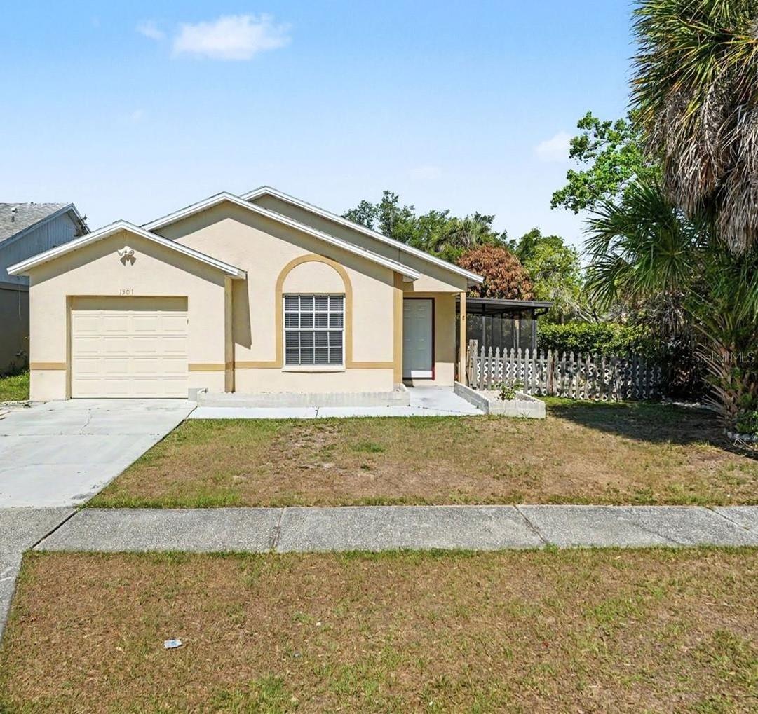 Single Family Residence em BRANDON, FL - Daniel Dourado
