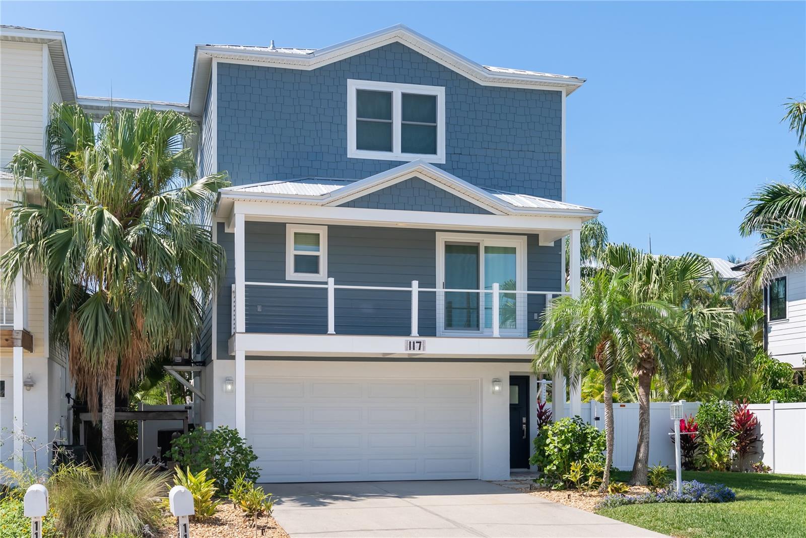Single Family Residence em HOLMES BEACH, FL - Daniel Dourado