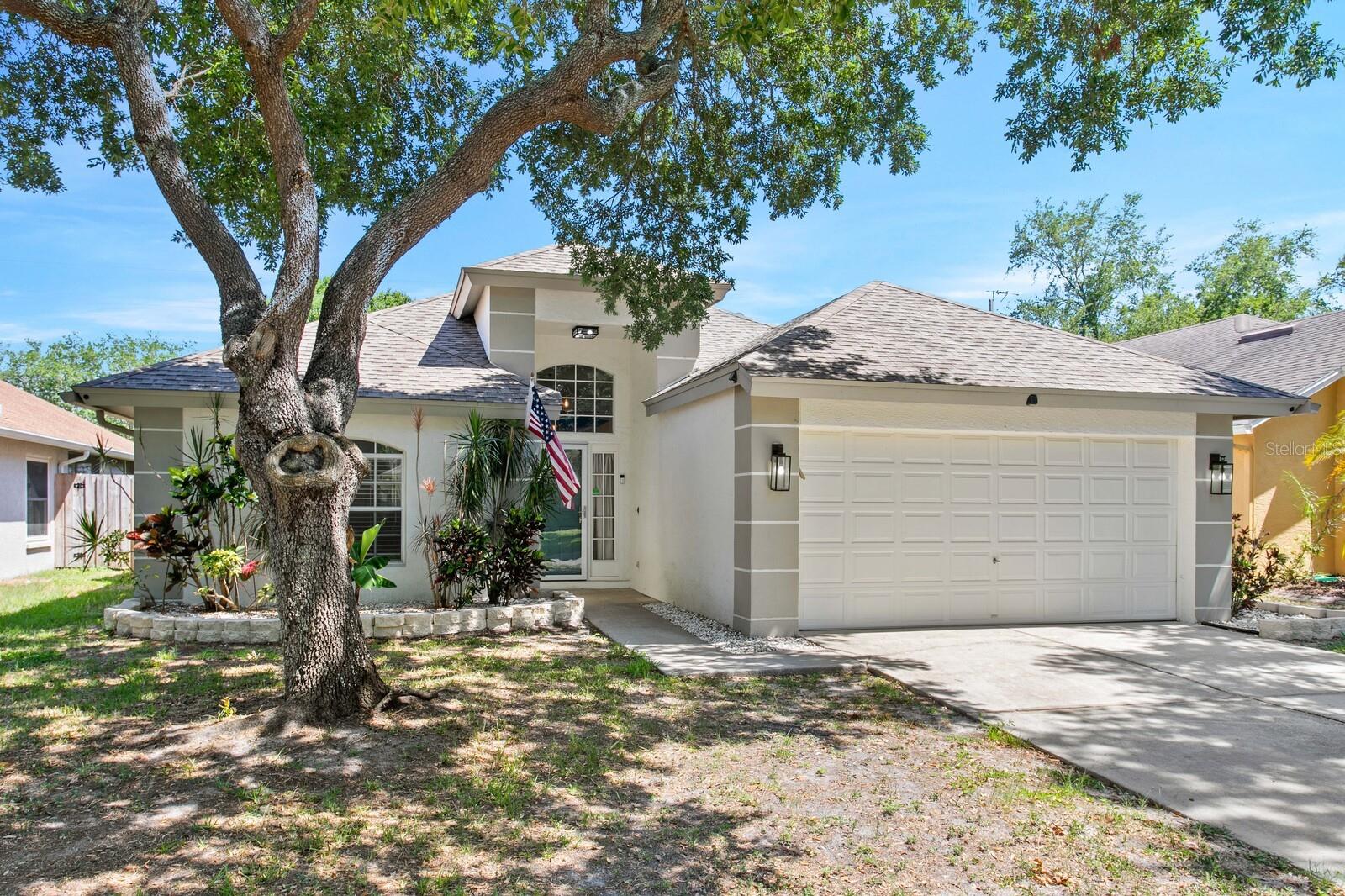 Single Family Residence em BRANDON, FL - Daniel Dourado