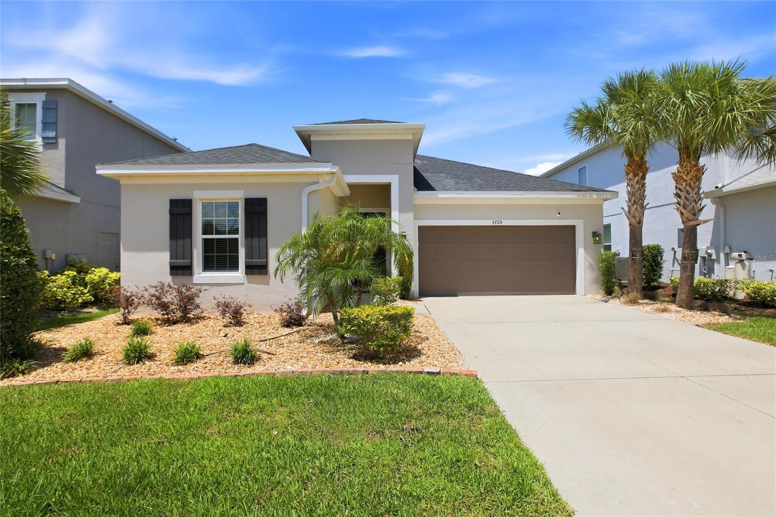 Single Family Residence in PALMETTO, FL - Daniel Dourado