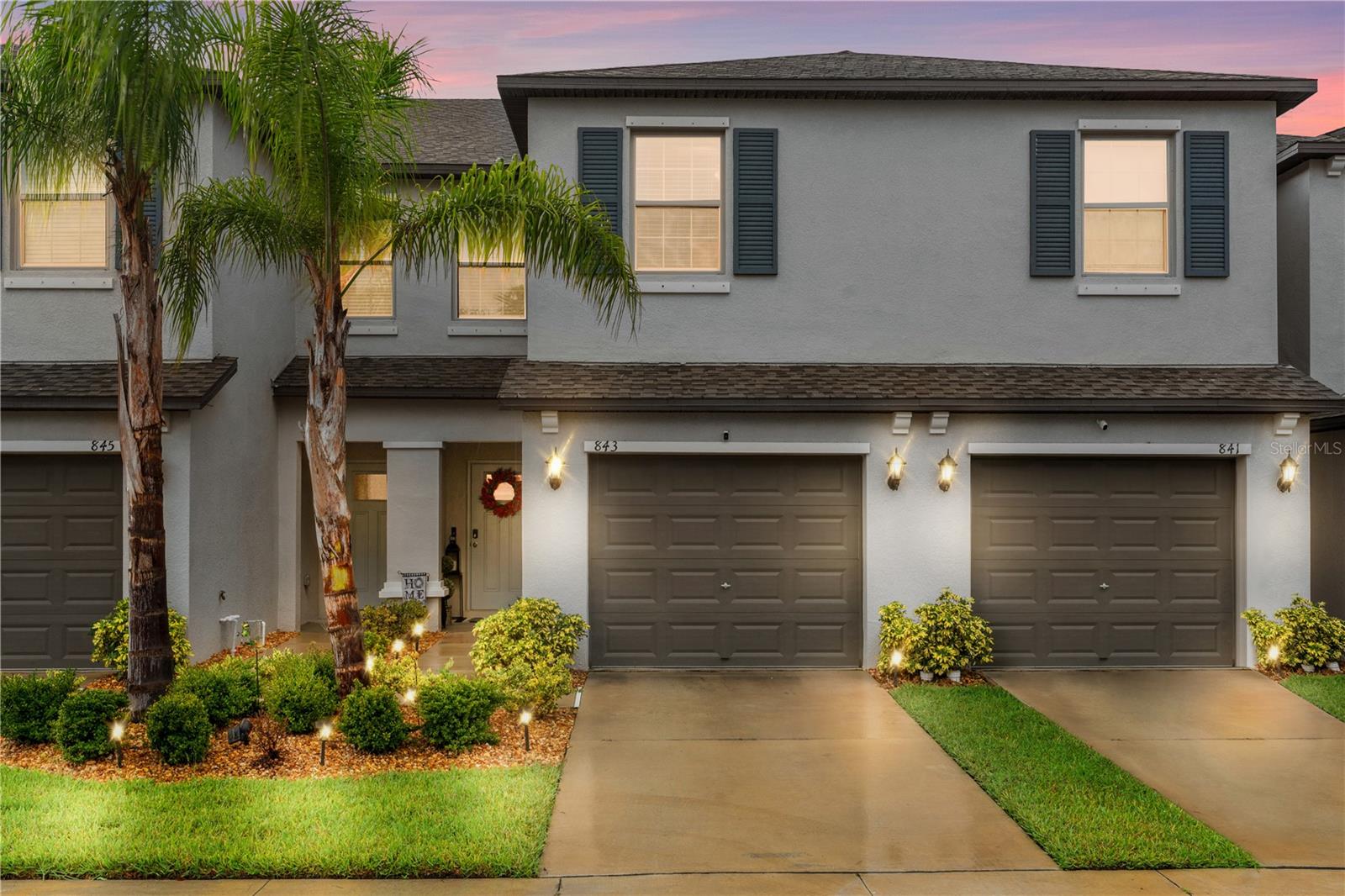 Single Family Residence in RUSKIN, FL - Daniel Dourado