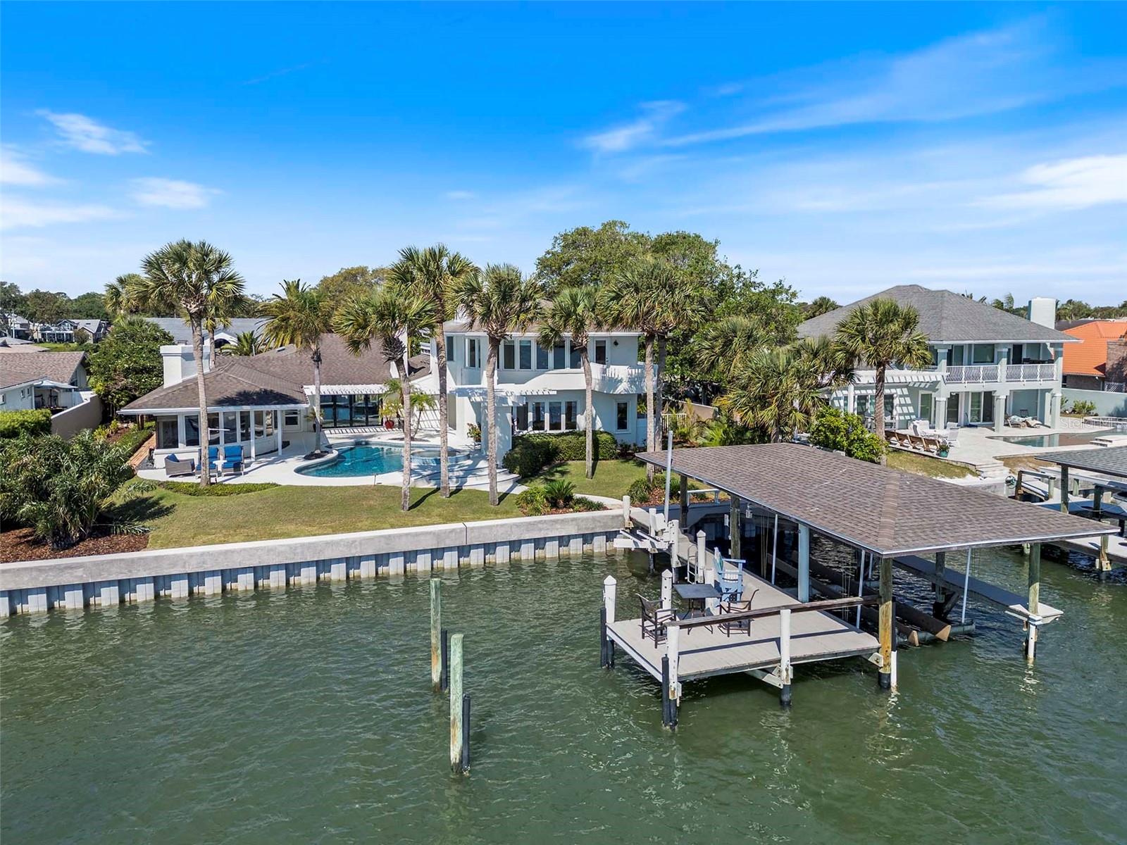 Single Family Residence in NEW SMYRNA BEACH, FL - Daniel Dourado