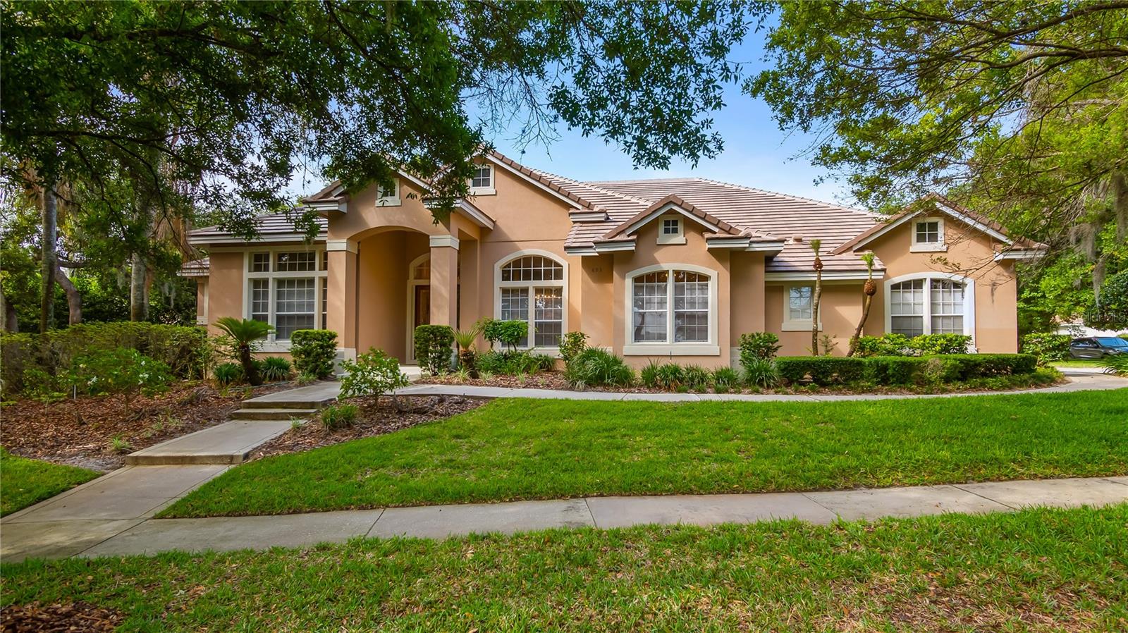Single Family Residence in LAKE MARY, FL - Daniel Dourado