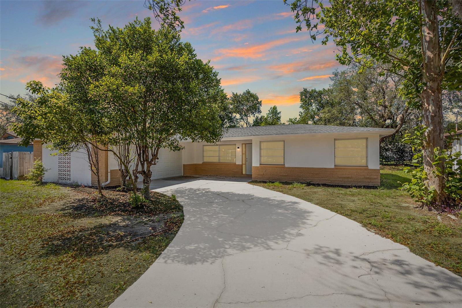Single Family Residence em SPRING HILL, FL - Daniel Dourado