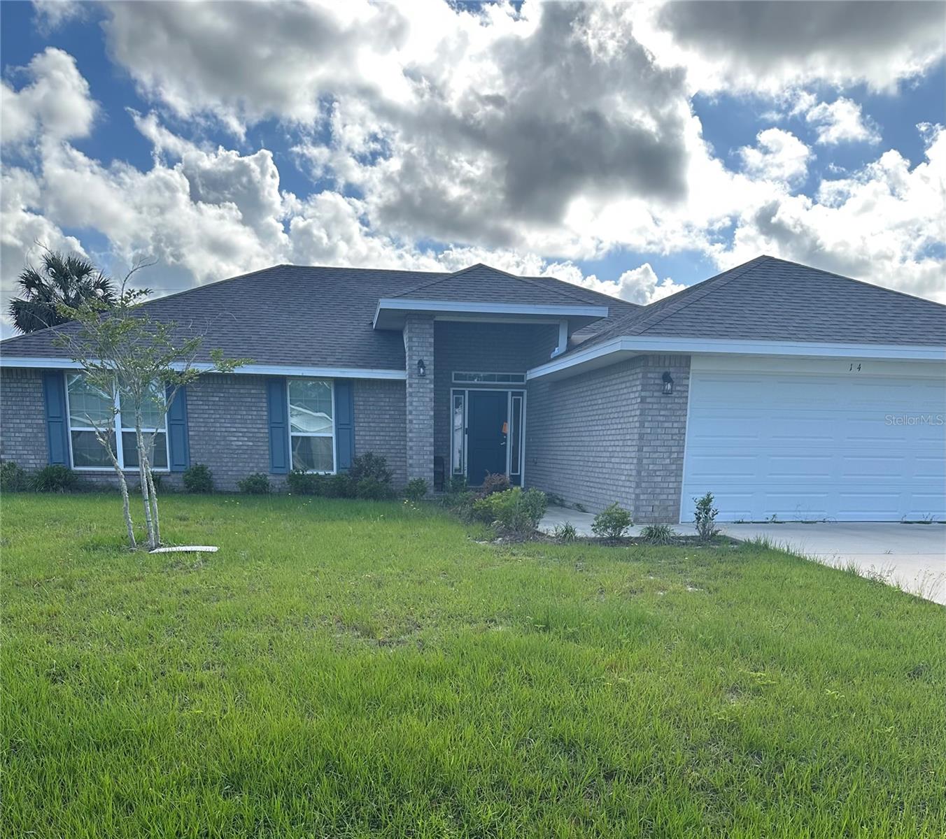 Single Family Residence in PALM COAST, FL - Daniel Dourado