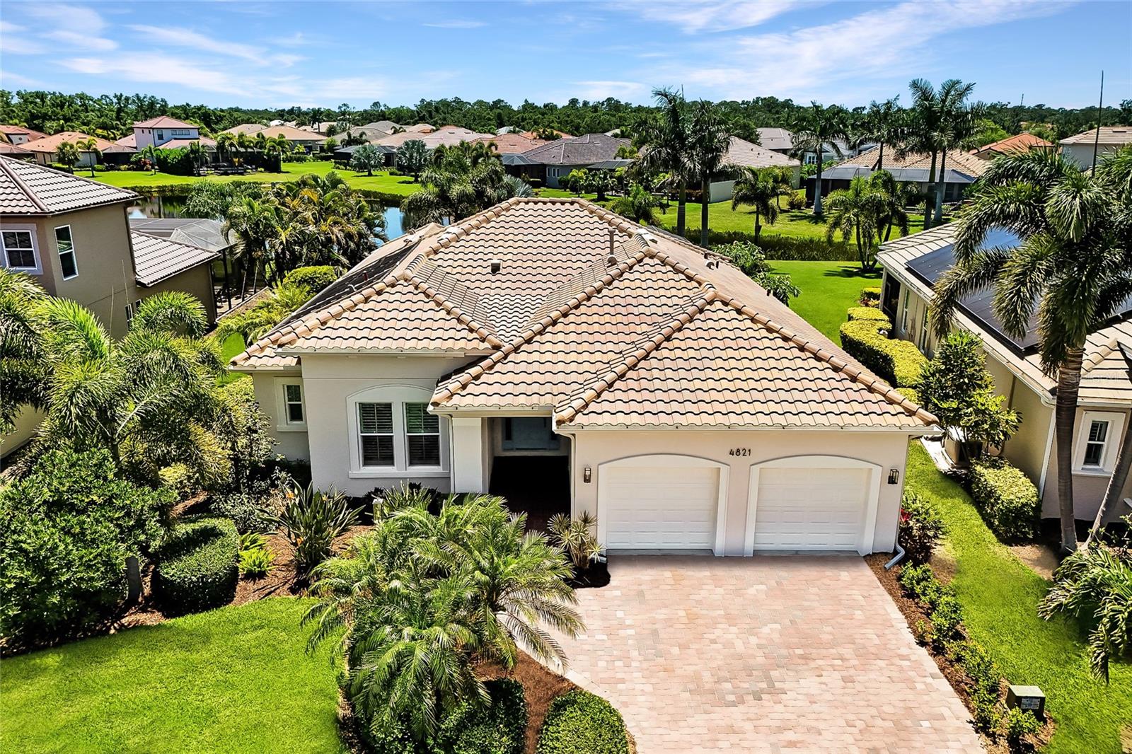 Single Family Residence em BRADENTON, FL - Daniel Dourado