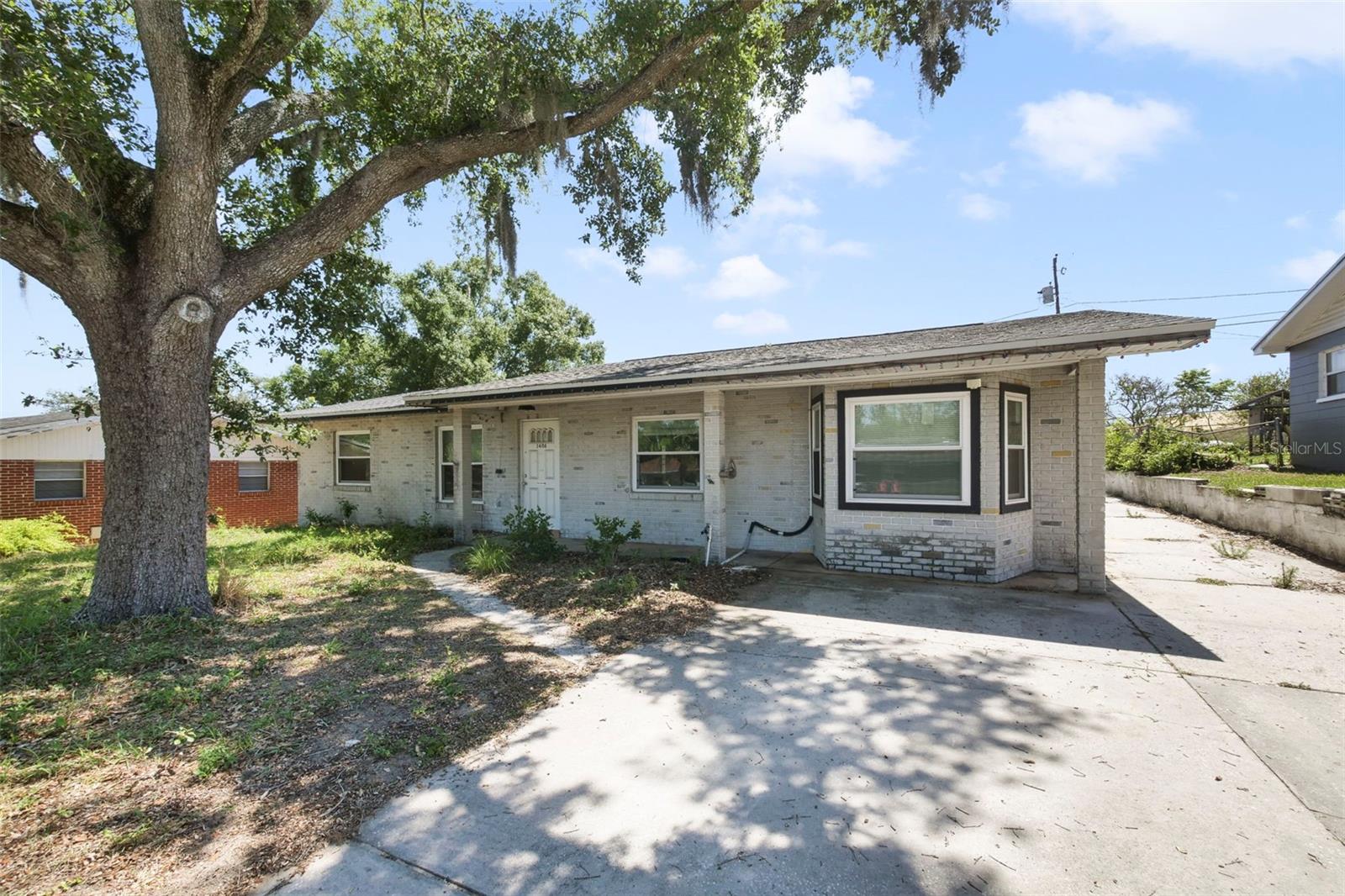 Single Family Residence em LAKE WALES, FL - Daniel Dourado