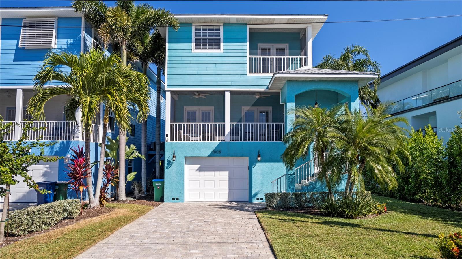 Single Family Residence em HOLMES BEACH, FL - Daniel Dourado