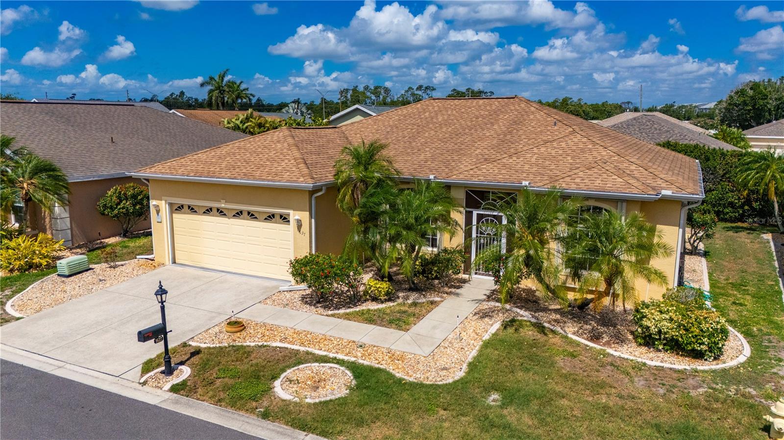 Single Family Residence in PUNTA GORDA, FL - Daniel Dourado