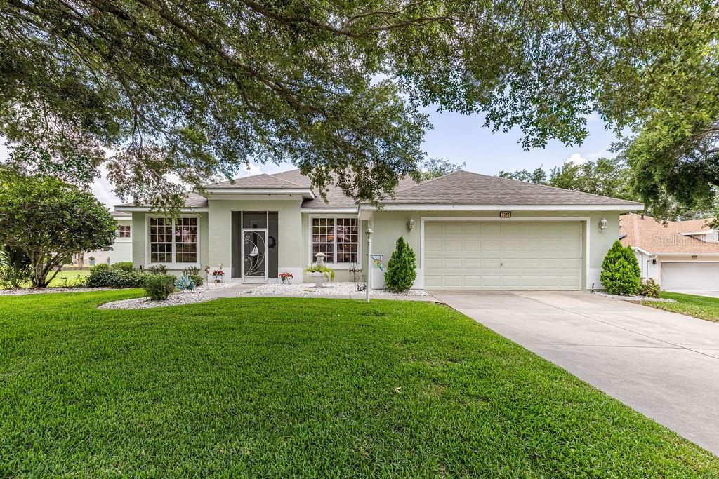 Single Family Residence in TAVARES, FL - Daniel Dourado