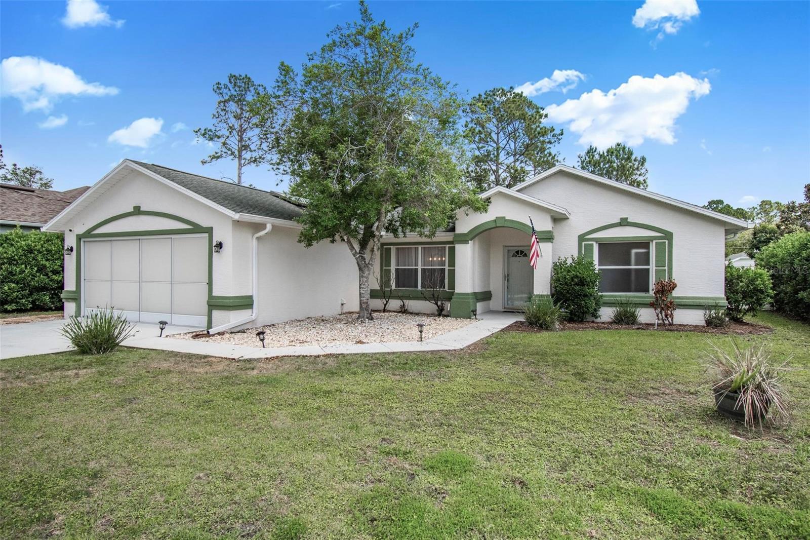 Single Family Residence in PALM COAST, FL - Daniel Dourado