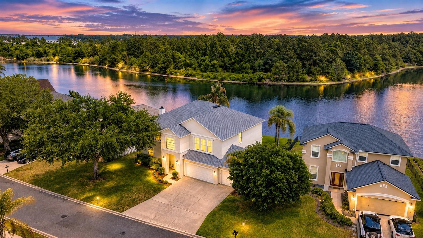 Single Family Residence in ORANGE PARK, FL - Daniel Dourado