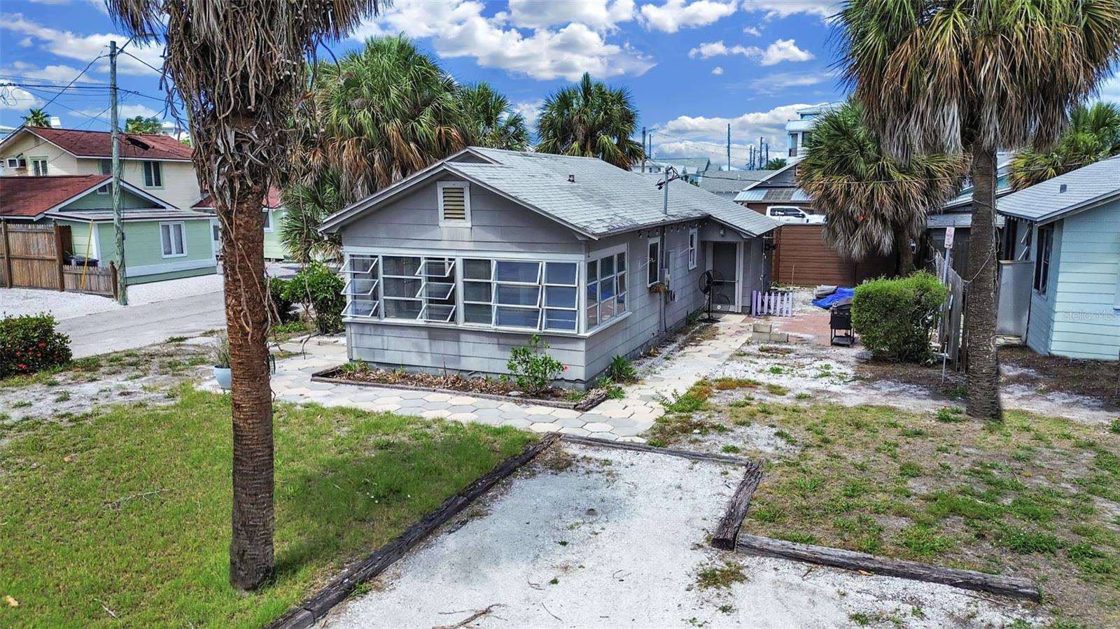 Single Family Residence in TREASURE ISLAND, FL - Daniel Dourado