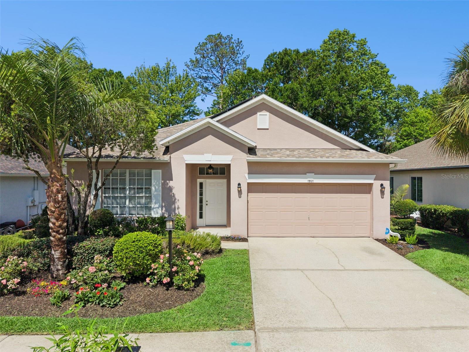 Single Family Residence in LONGWOOD, FL - Daniel Dourado