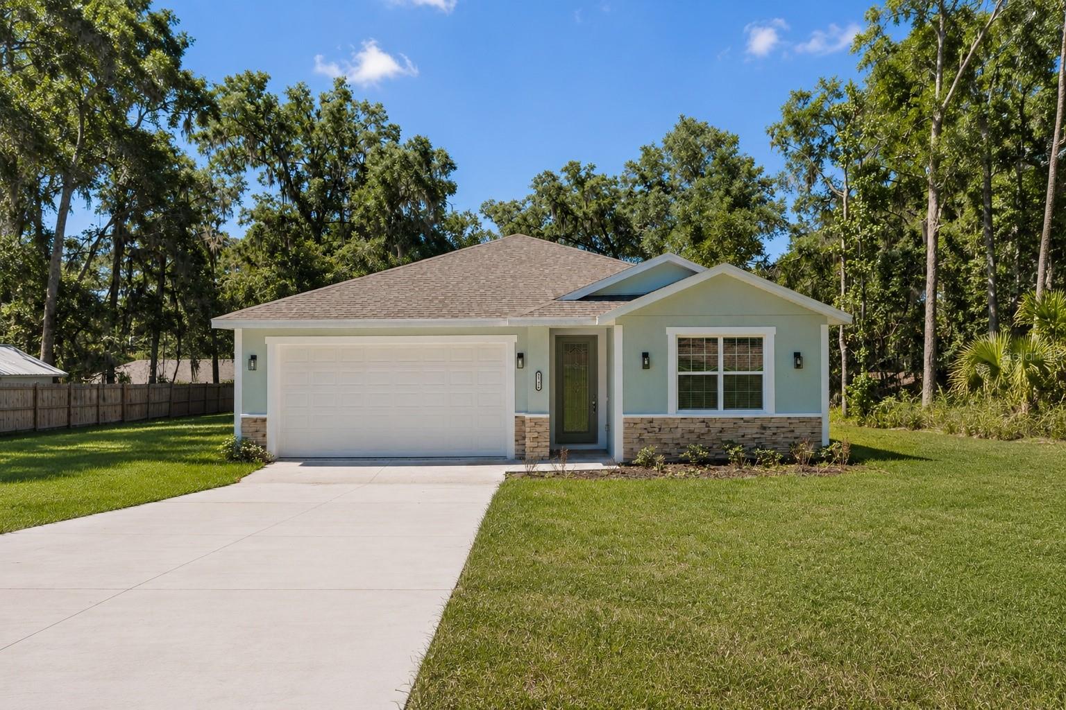 Single Family Residence em BELLEVIEW, FL - Daniel Dourado