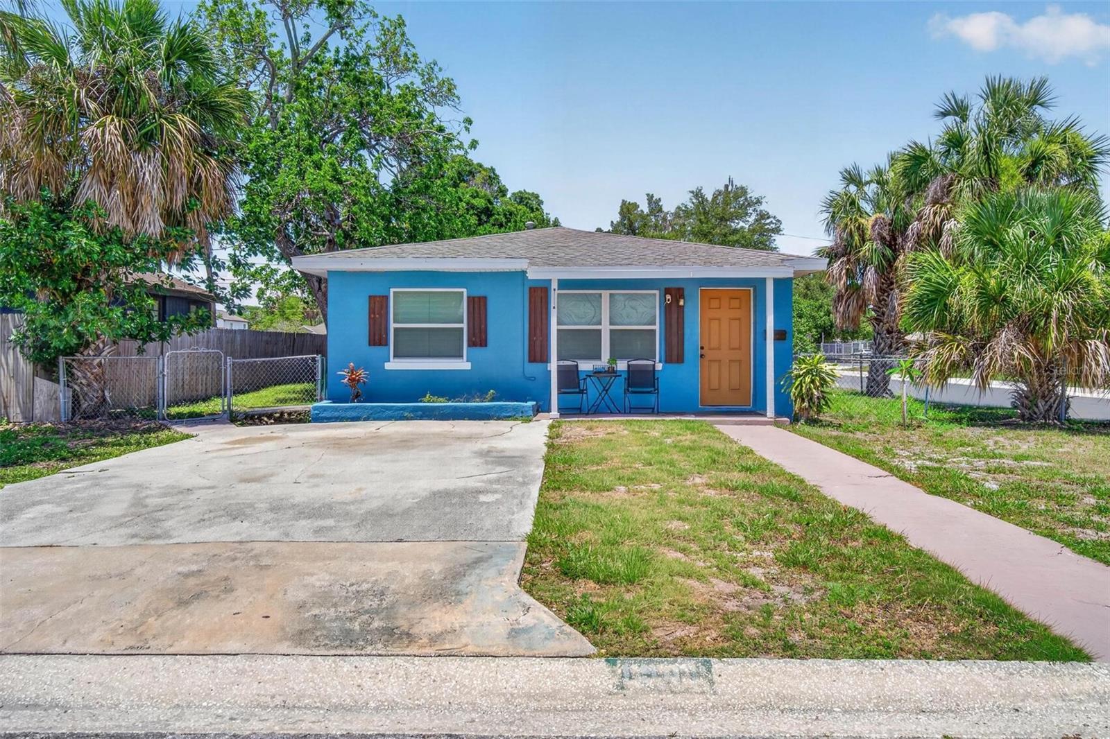 Single Family Residence em ST PETERSBURG, FL - Daniel Dourado